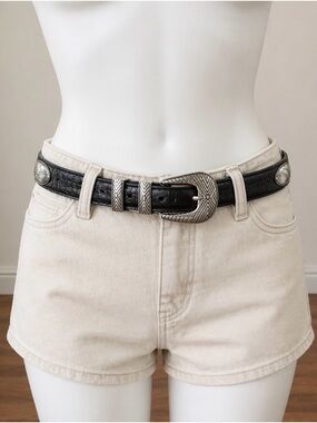 Fossil Black Leather Western Belt with Silver-Tone Buckle